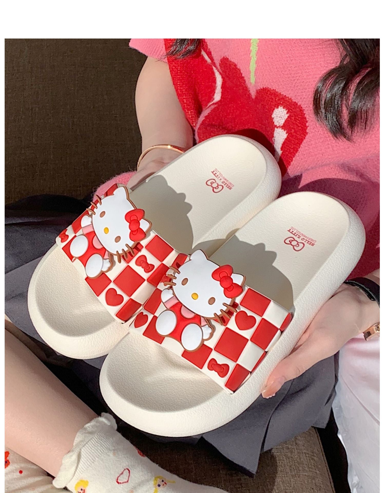 SANRIO© Hello Kitty/My Melody/Kuromi Slipper