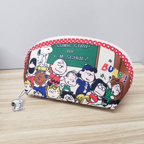 PEANUT SNOOPY© Crescent Pouch School