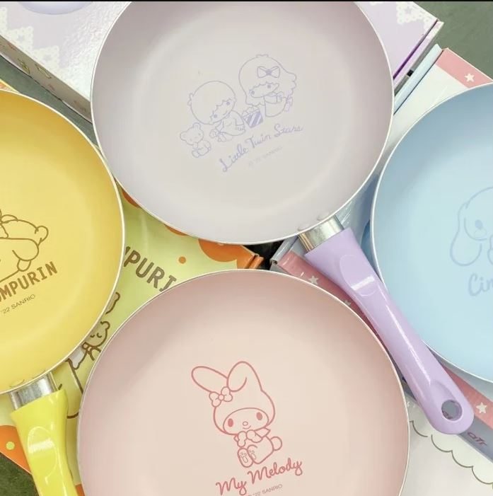 SANRIO© Characters Candy Color Pan