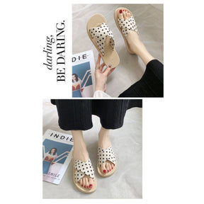 Pokka Dot Beige Slippers