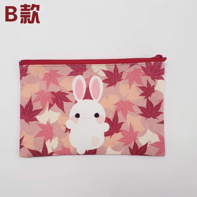 Japan 秋喜兔 Pouch