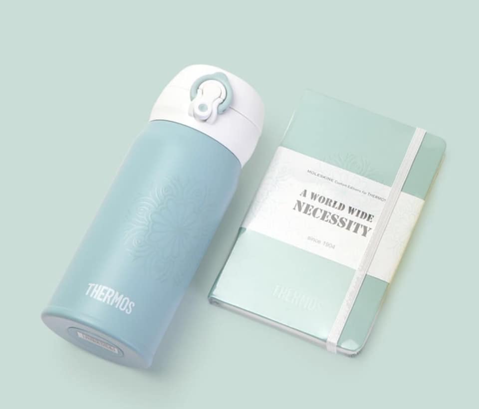 Blue Thermos Set