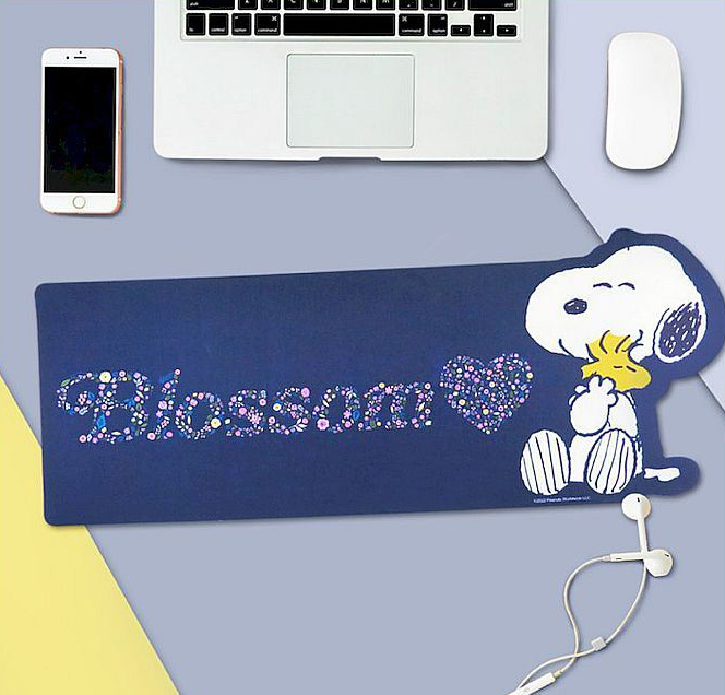 PEANUT SNOOPY Mouse Pad