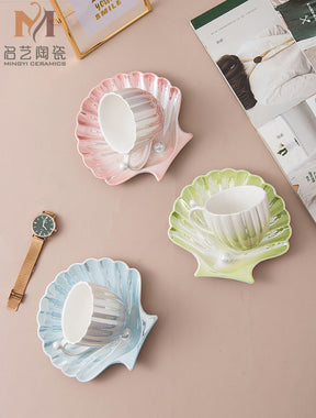 Shell with Pearl Tea Cup Set