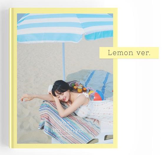 TWICE: JIHYO PHOTOBOOK - YES, I AM JIHYO